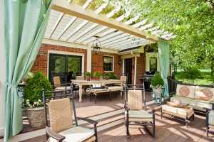 Outdoor living, Nashville interior designers design and decorate an inviting outdoor space.